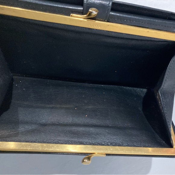 Vintage Gucci Leather Trifold Wallet 🔥🔥🔥 - Picture 4 of 15